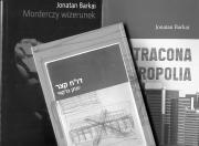 Okładki tomików, "Short Report" (Ra'anana 2010), "Utracona metropolia" i "Morderczy wizerunek" (Lublin 2013)